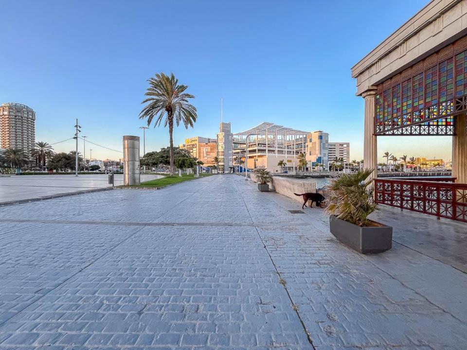 Lujan Suite Playa Las Canteras Las Palmas de Gran Canaria Exterior photo